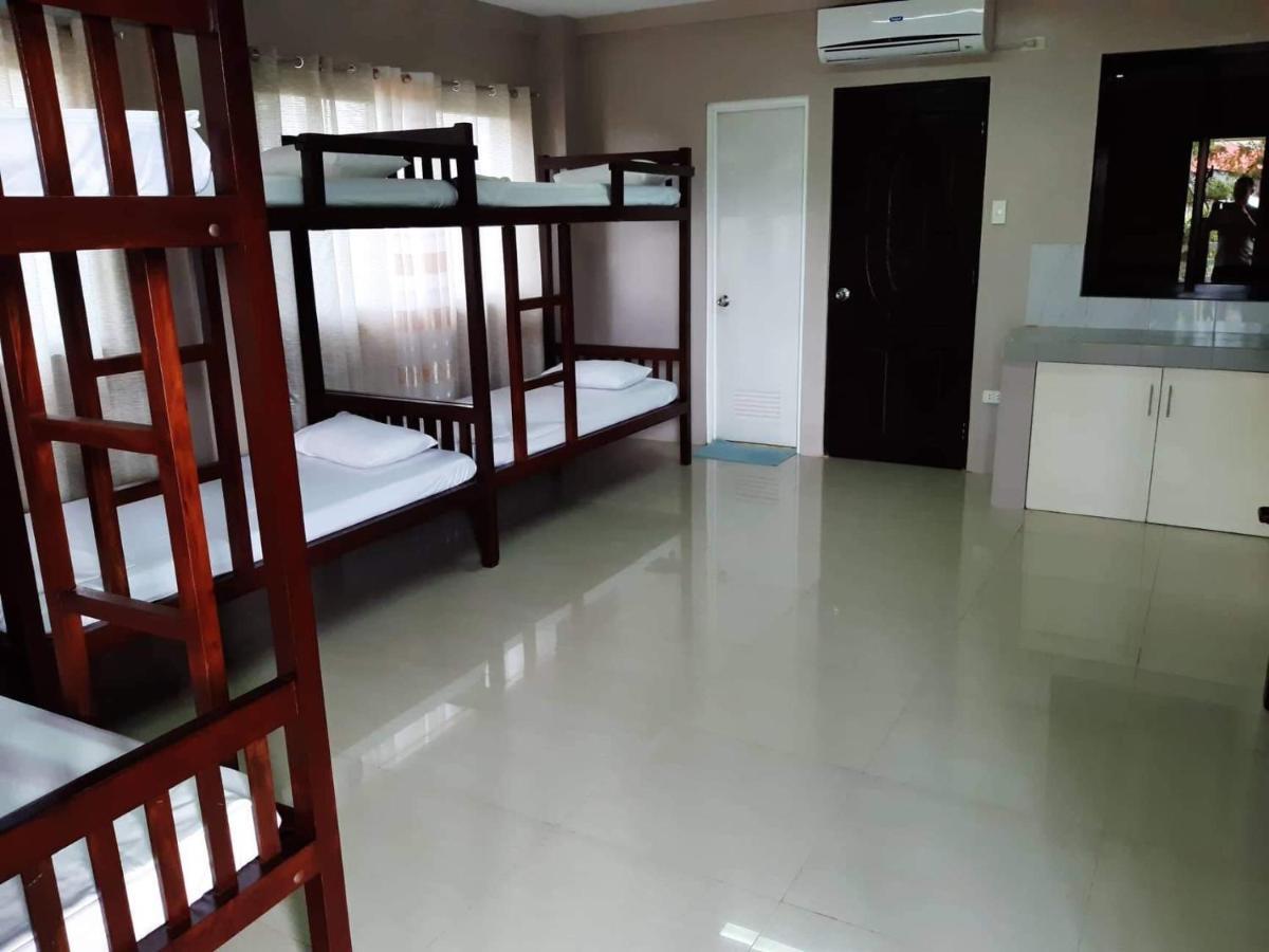Reddoorz El Senor Jesus Apartelle Vigan Ilocos Otel Dış mekan fotoğraf