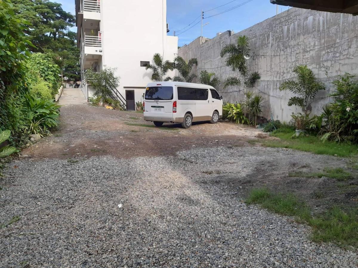 Reddoorz El Senor Jesus Apartelle Vigan Ilocos Otel Dış mekan fotoğraf